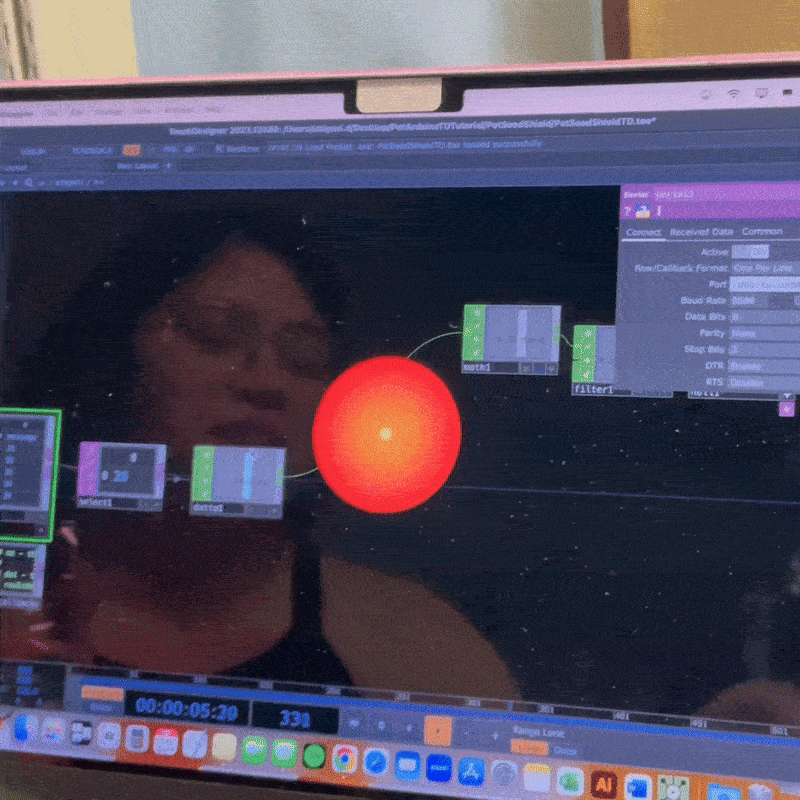 Changing the size of the sphere with the physical Arduino dial.